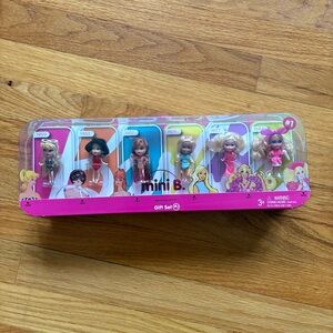 BARBIE Collector Mini B Gift Set #1 Colorful Collectible Dolls Through the Years